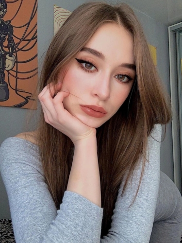 Карина - Индивидуалка Санкт-Петербурга, размер груди 2, метро Купчино